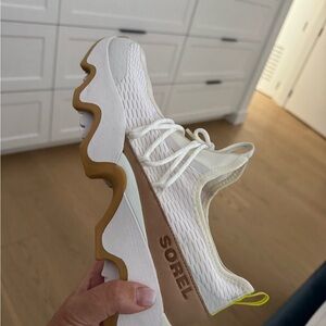 BN Sorel Women's Kinetic Impact II Lace Shoes